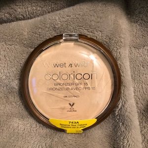 🌷 3/$15 Wet n Wild - Reserve Your Cabana bronzer